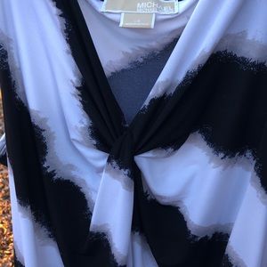 🌻Michael Kors tank top🌻